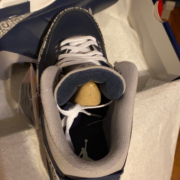 Air Jordan 3 Retro GeorgeTown Size 10.5 - Picture 6 of 6